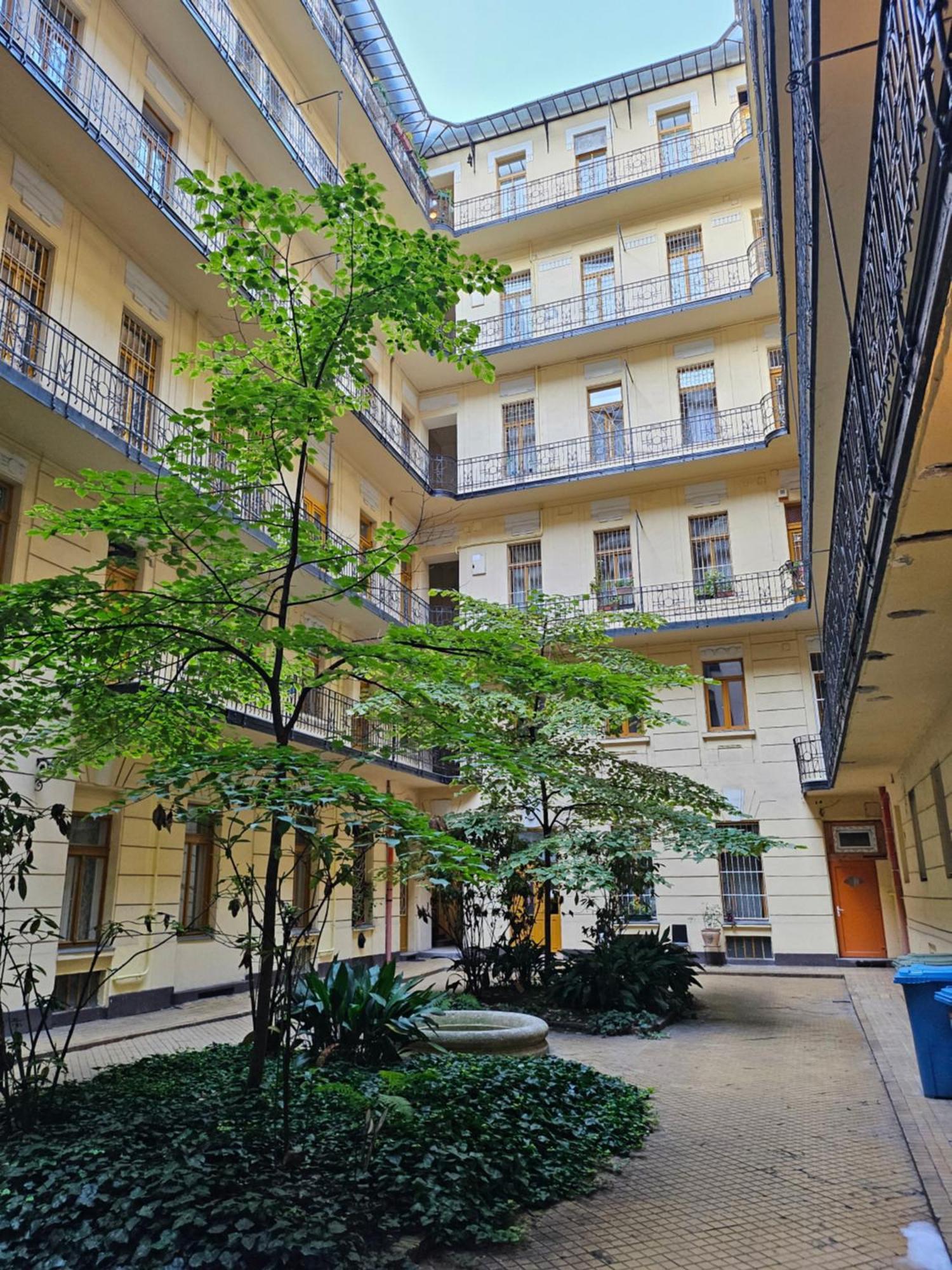 Pet Friendly 2Bdr Apartment Budapest Eksteriør bilde